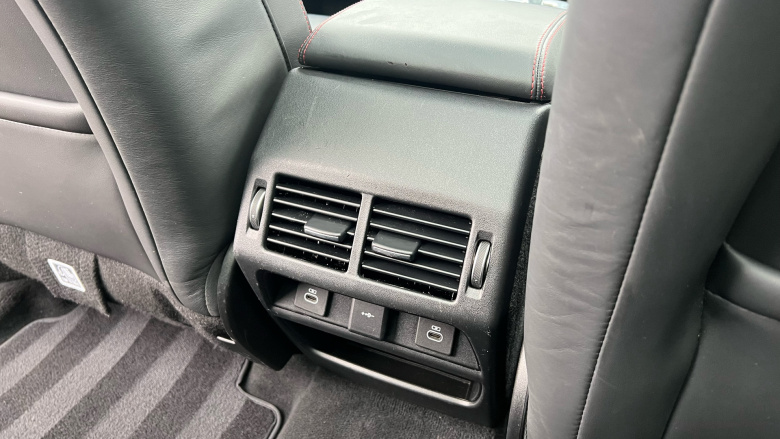 Land Rover Discovery Sport 1.5 P300e R-Dynamic HSE 5dr Auto [5 Seat] Station Wagon